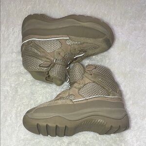 Yeezy Brown Boots with Chunky Silhouette and Unique Lacing System